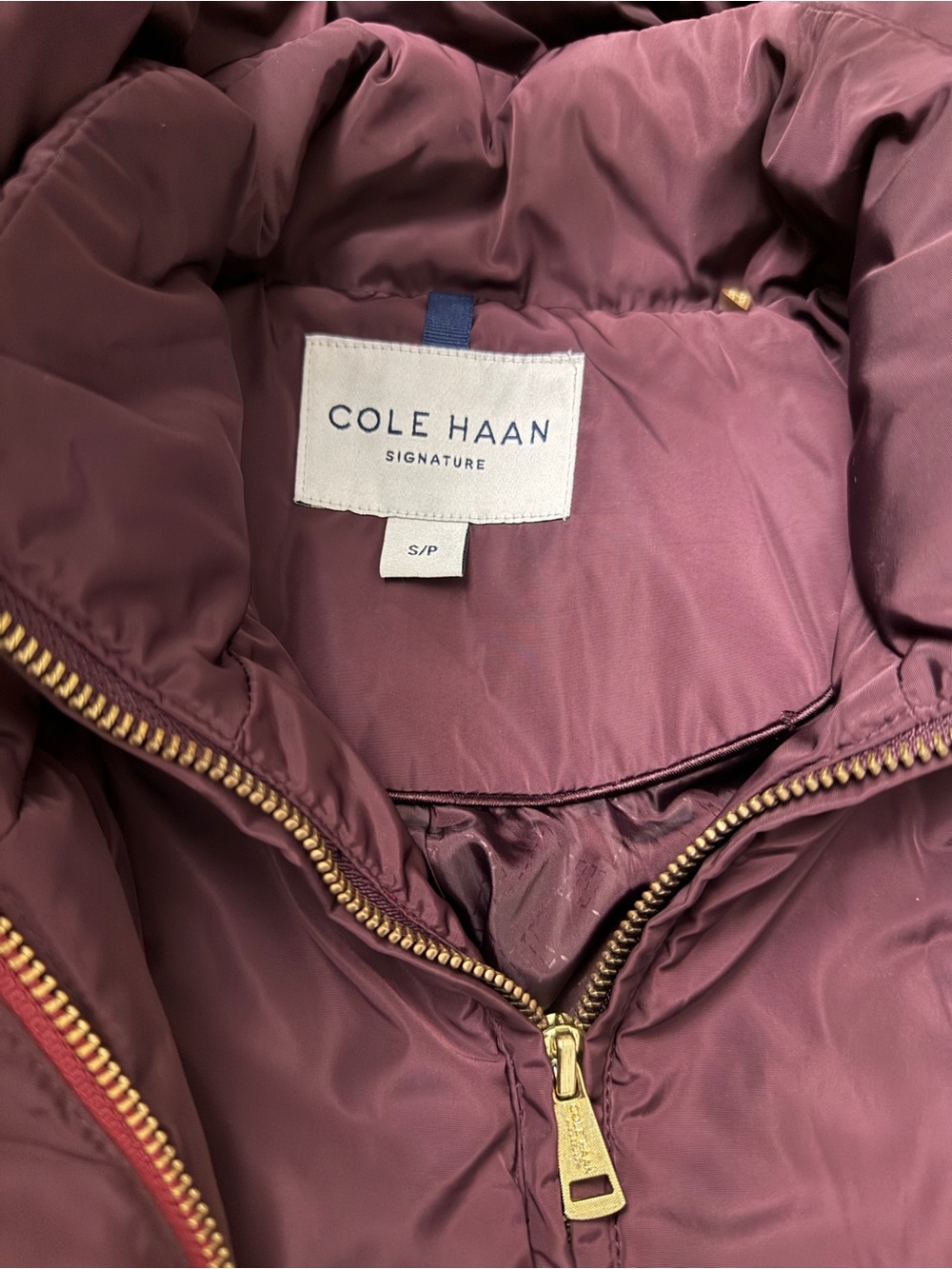 Cole Haan Women’s Box-Quilted Down Puffer Hooded Coat In Merlot Size S - Picture 6 of 8